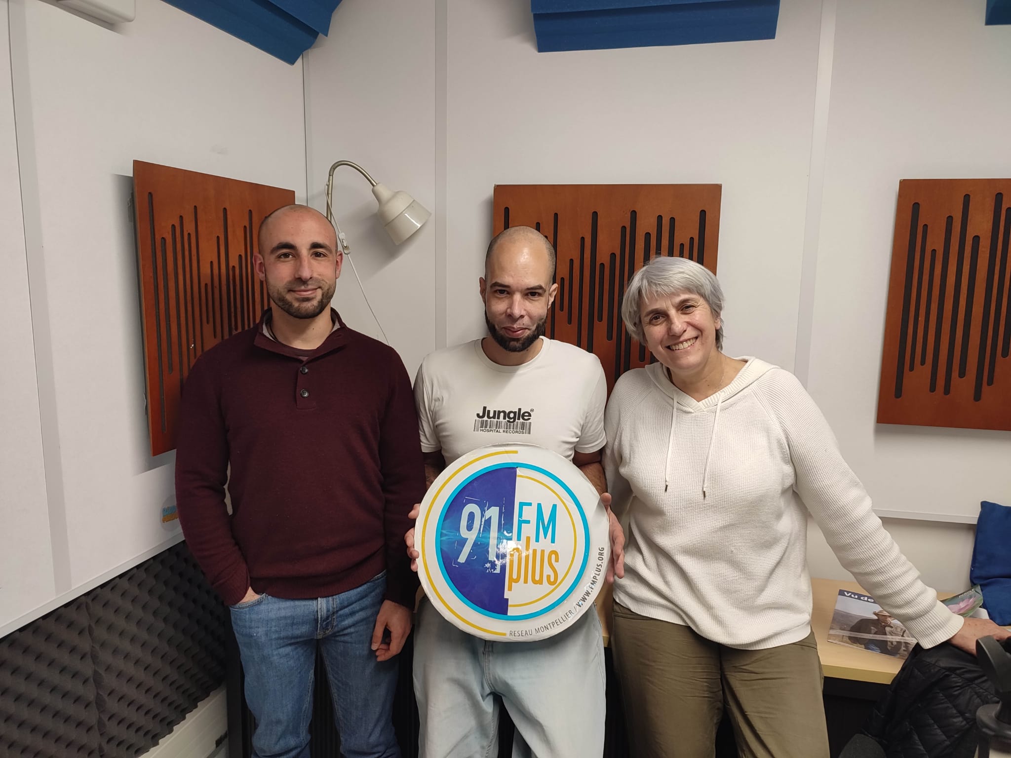 Lucas, Yann et Guylène dans le studio de FM-PLUS.